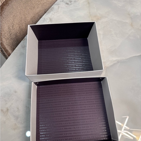 Prada Box - Picture 5 of 6